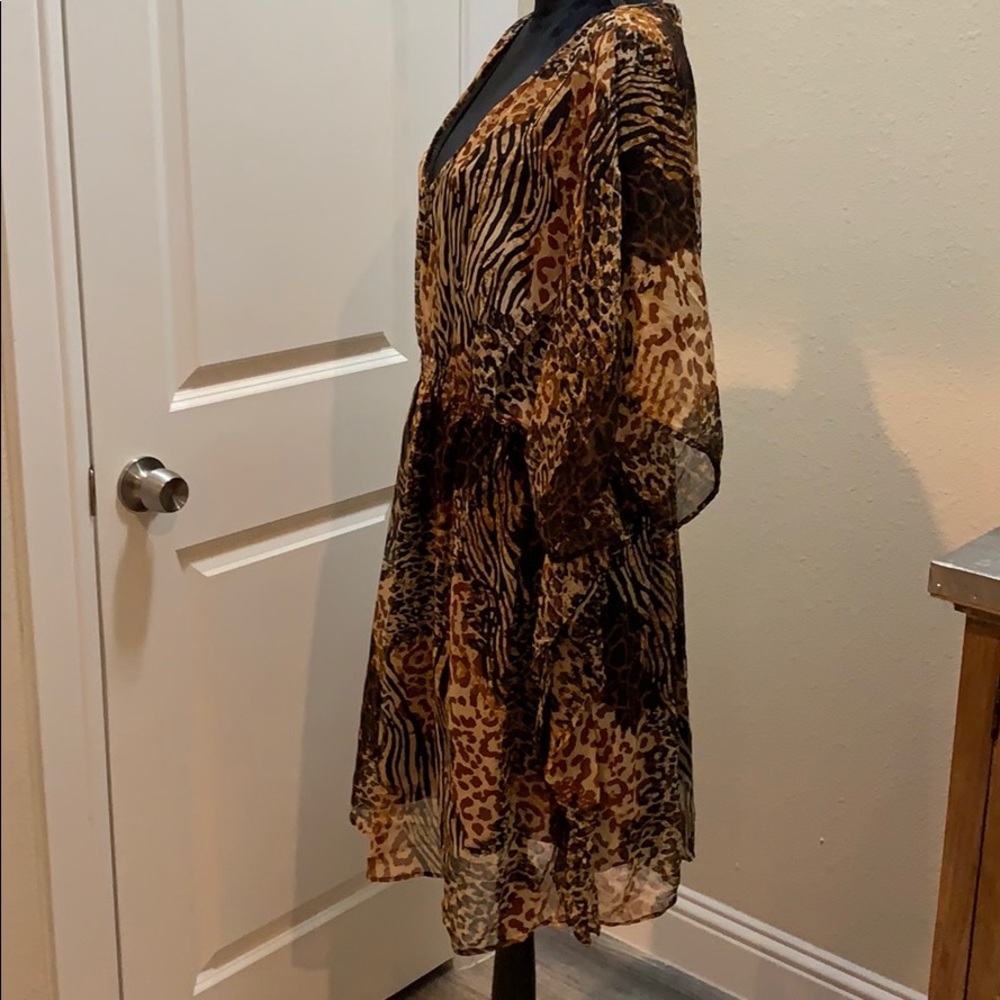 Tunic - Picture 4 of 5